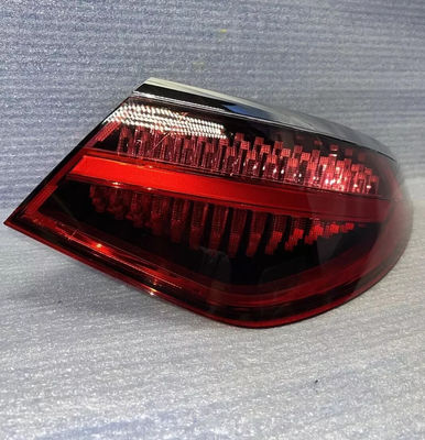2021-2024 Mercedes Classe S W223 Passagiere destro Lampade posteriori a LED